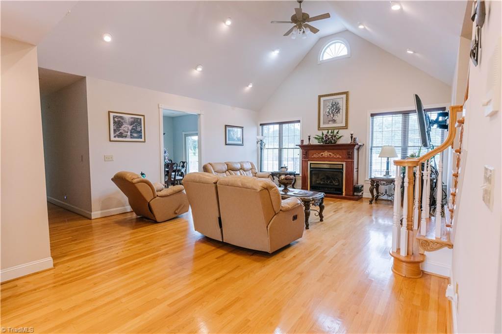 13177 Philpott Road Alton, VA 24520 - Photo 18 of 47