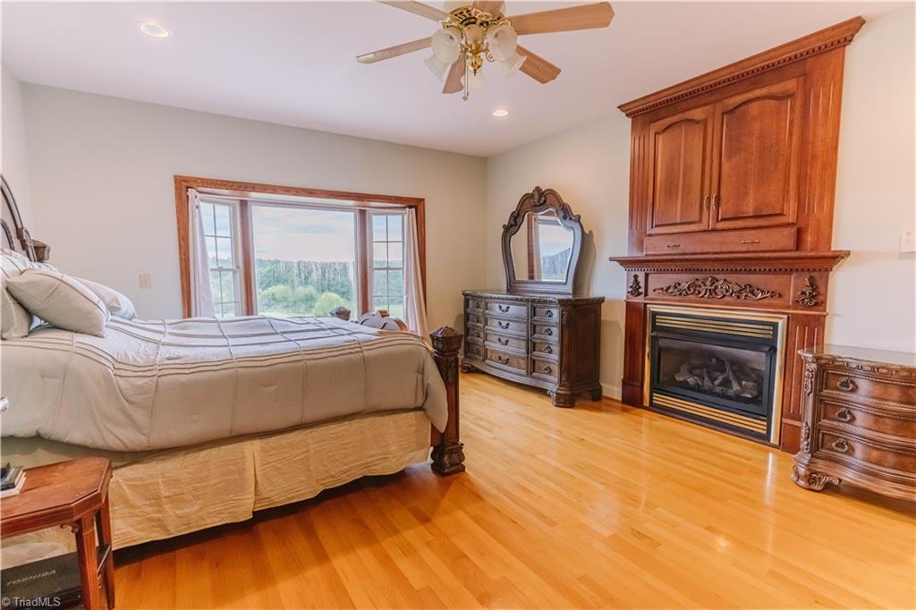 13177 Philpott Road Alton, VA 24520 - Photo 35 of 47