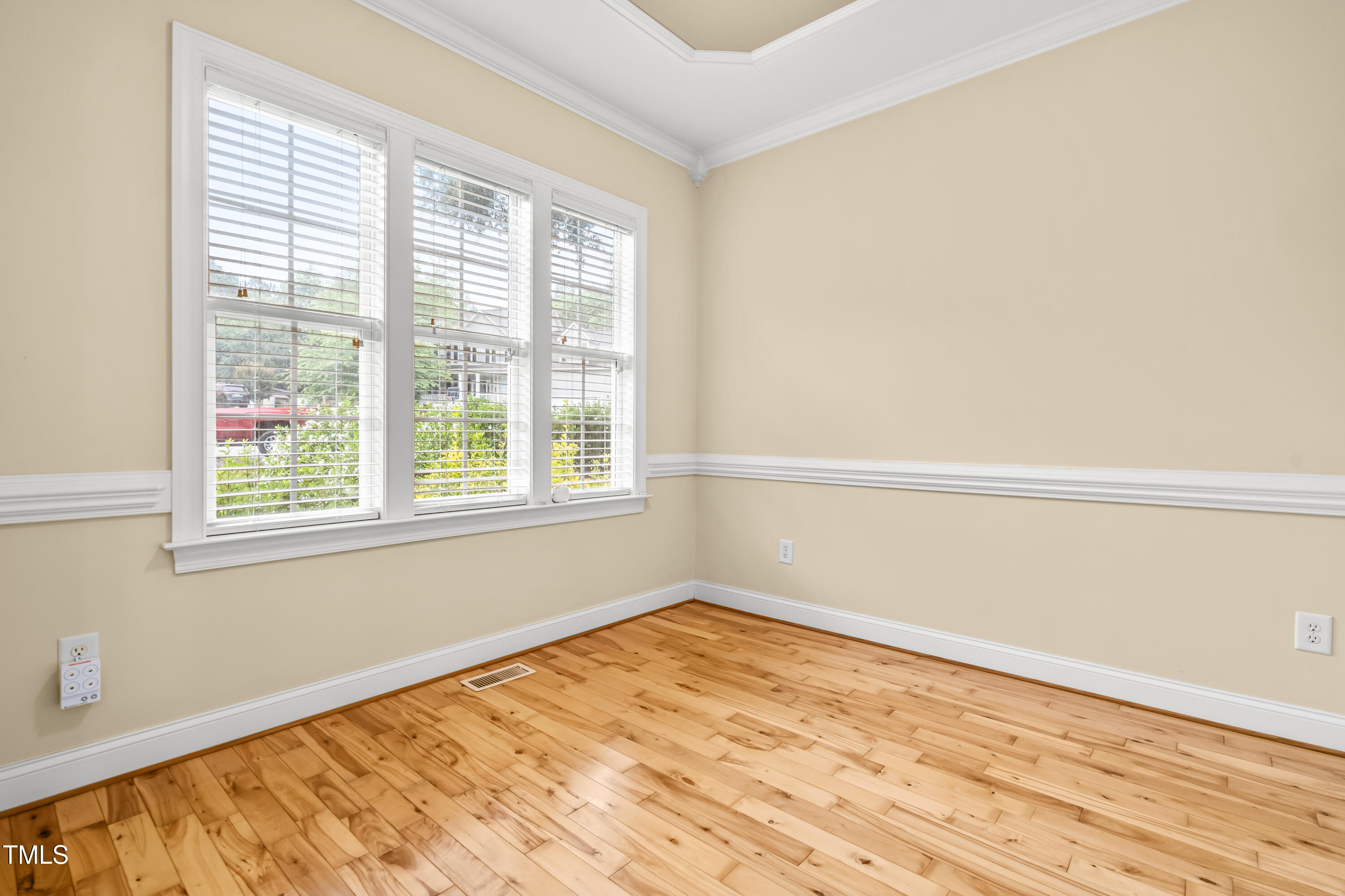 1420 Taylor Farm Road Raleigh, NC 27603 - Photo 5 of 30 5