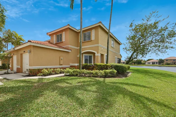 $3,100 | 6224 Reynolds Street, West Palm Beach, FL 33411