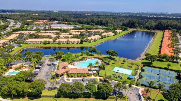 $3,100 | 6224 Reynolds Street, West Palm Beach, FL 33411