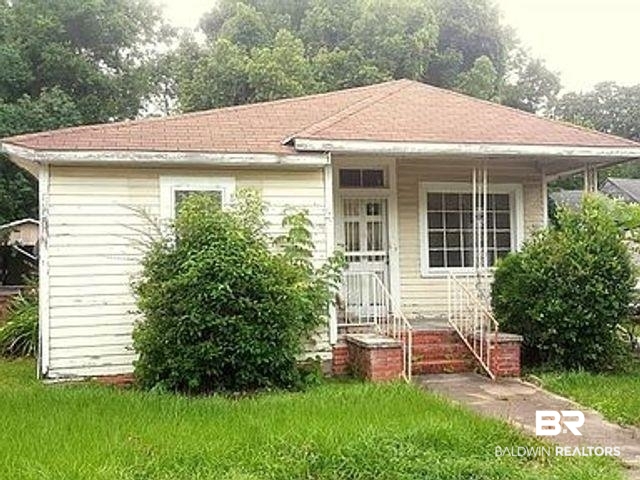 4 Straight Street Mobile, AL 36604 - Photo 1 of 11