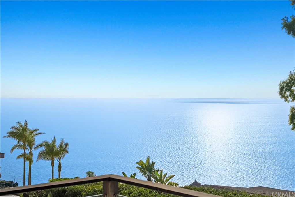 970 Baja Street Laguna Beach, CA 92651 - Photo 8 of 27 a view of beach and ocean