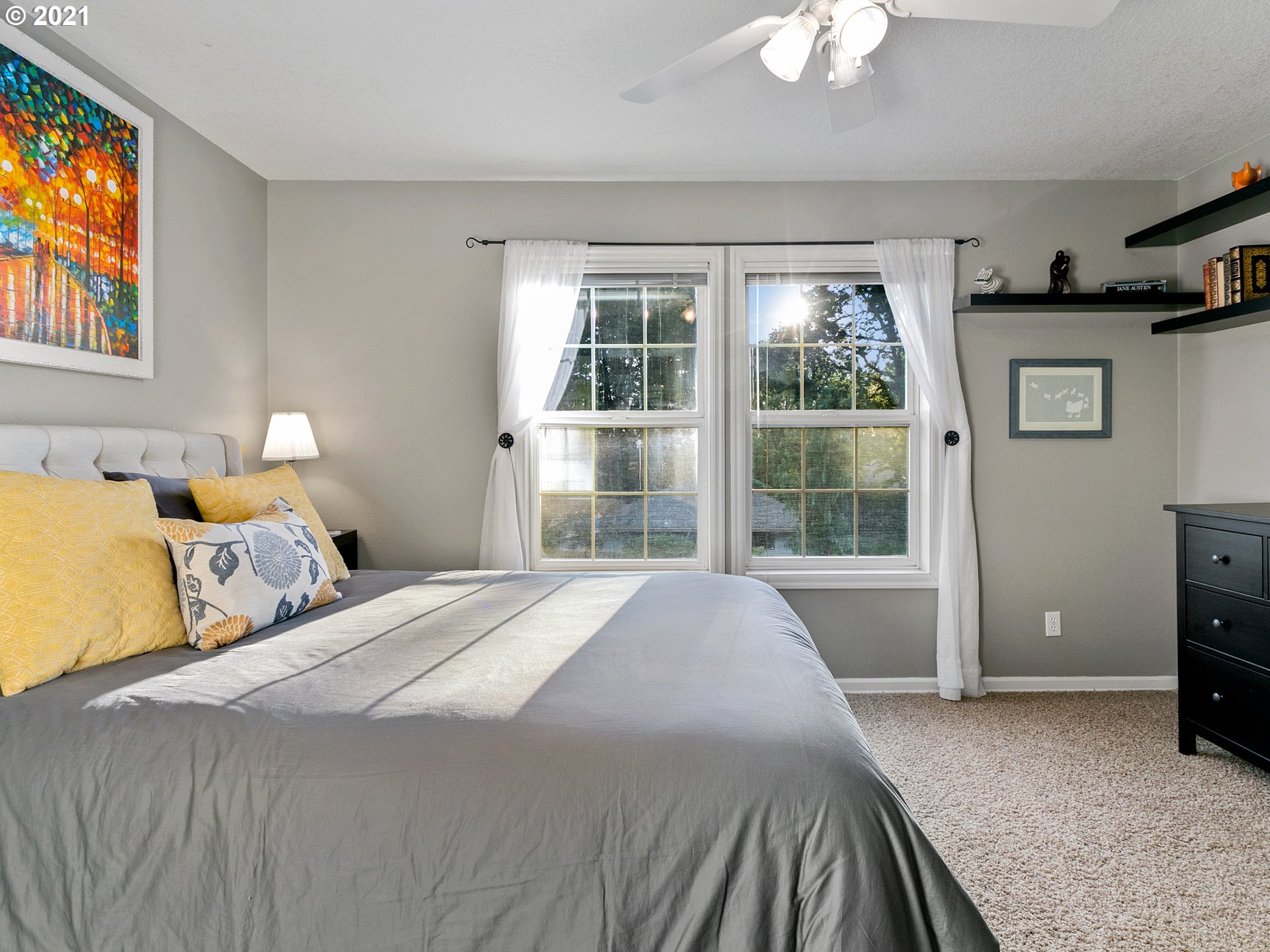 19890 Southwest Gassner Road Beaverton, OR 97007 - Photo 22 of 32 Bedroom