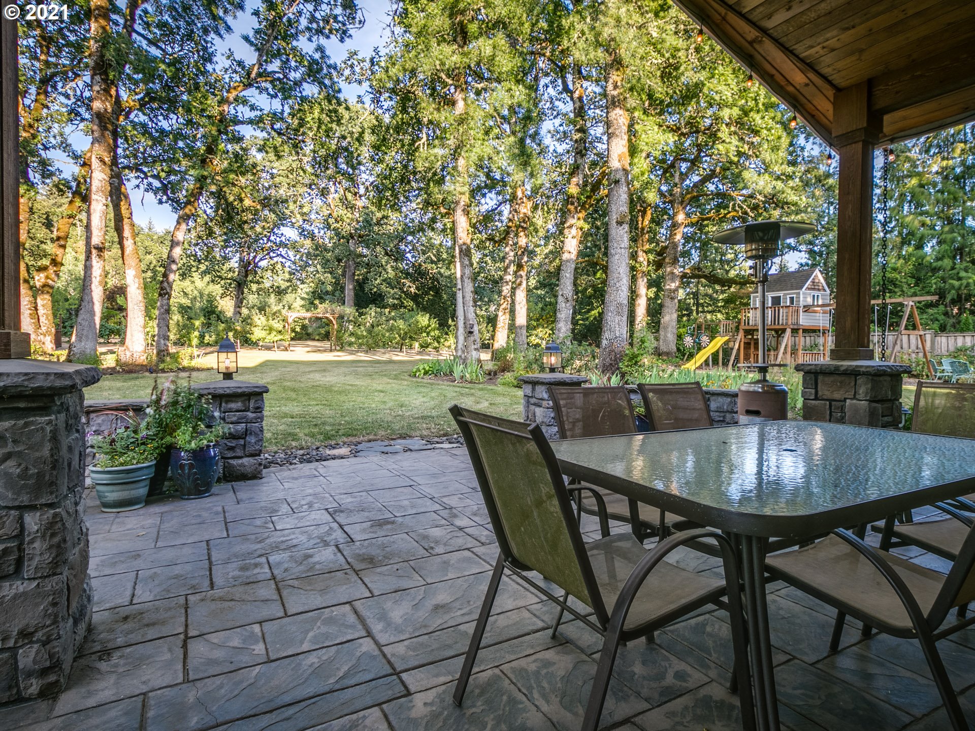 19890 Southwest Gassner Road Beaverton, OR 97007 - Photo 28 of 32 Backyard