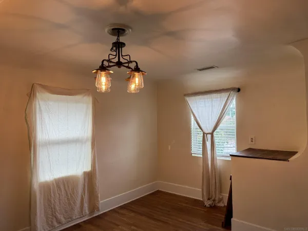 $2,250 | 3669 Swift Avenue, San Diego, CA 92104