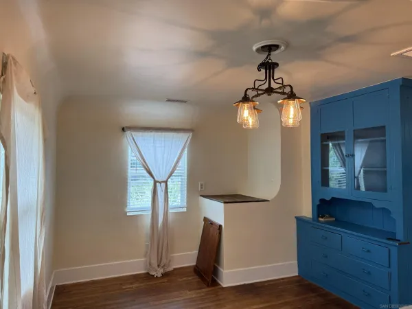 $2,250 | 3669 Swift Avenue, San Diego, CA 92104