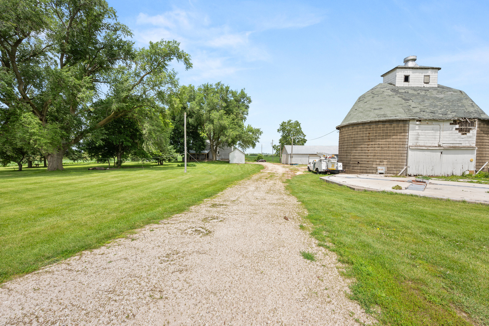 14286 Highway 72 Genoa, IL 60135 - Photo 31 of 33
