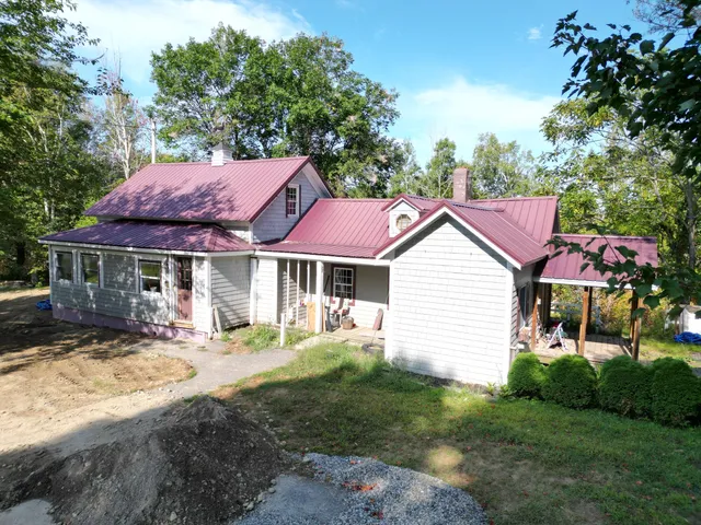 $109,000 | 106 Old Military Road, Winn, ME 04495
