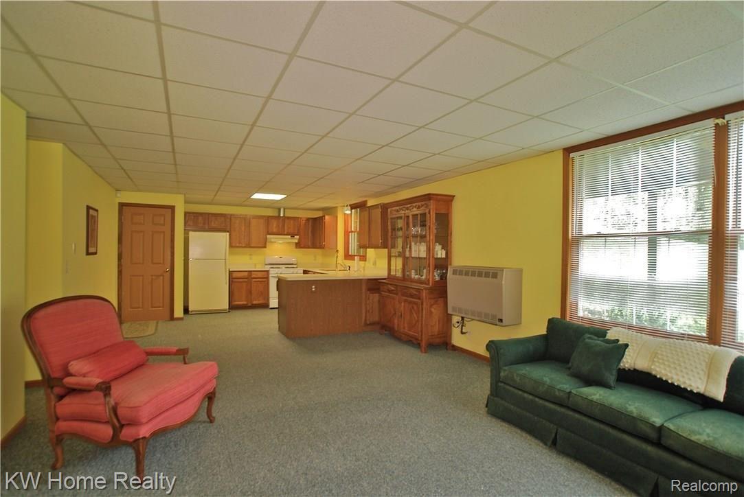 4321 Blood Road Metamora, MI 48455 - Photo 74 of 92 Blood Rd KitchenLivingRm LL4.JPG
