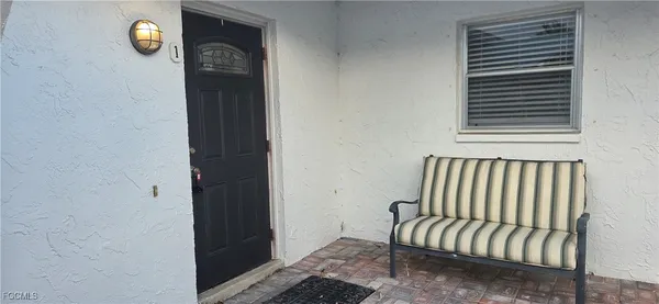 $1,300 | 3609 Southeast 9th Place, Unit 1, Cape Coral, FL 33904