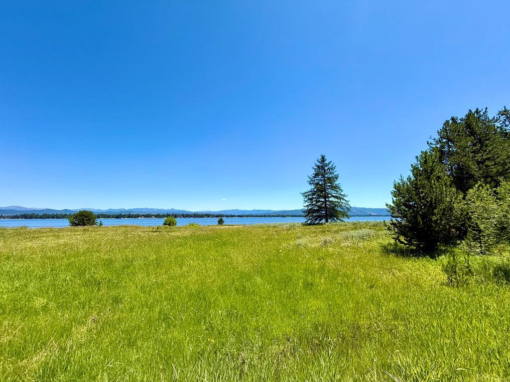 2267 West Mountain Road, Unit 8 Donnelly, ID 83615 - Photo 2 of 18