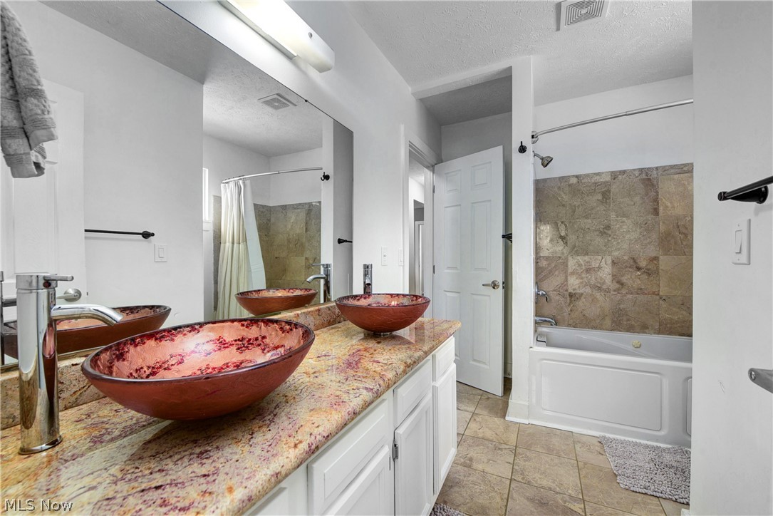 10529 Baltic Road Cleveland, OH 44102 - Photo 23 of 35 Gallery Image 23