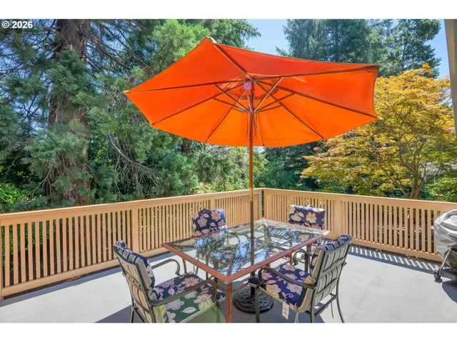 $735,000 | 8000 Southwest Wareham Circle, Portland, OR 97223
