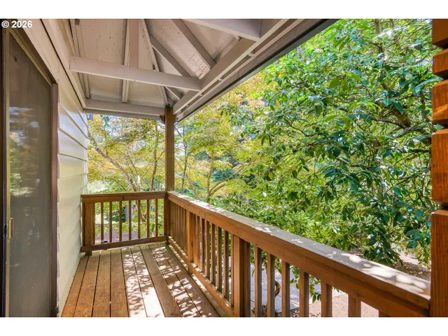 $735,000 | 8000 Southwest Wareham Circle, Portland, OR 97223