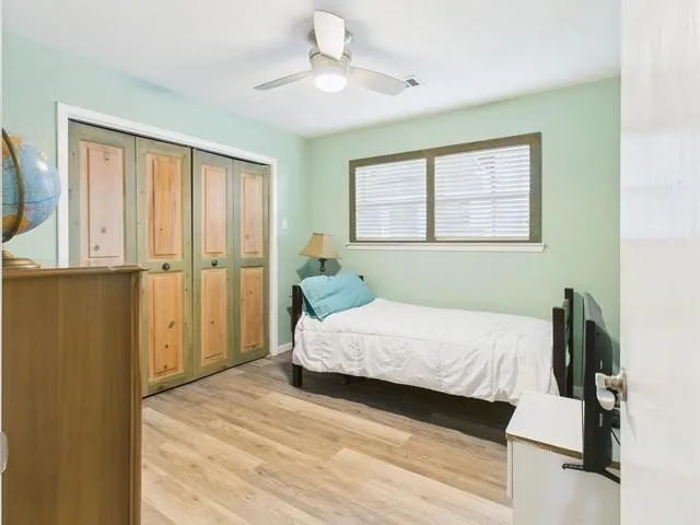 $644,900 | 102 Misty Glen Circle, Gun Barrel City, TX 75156