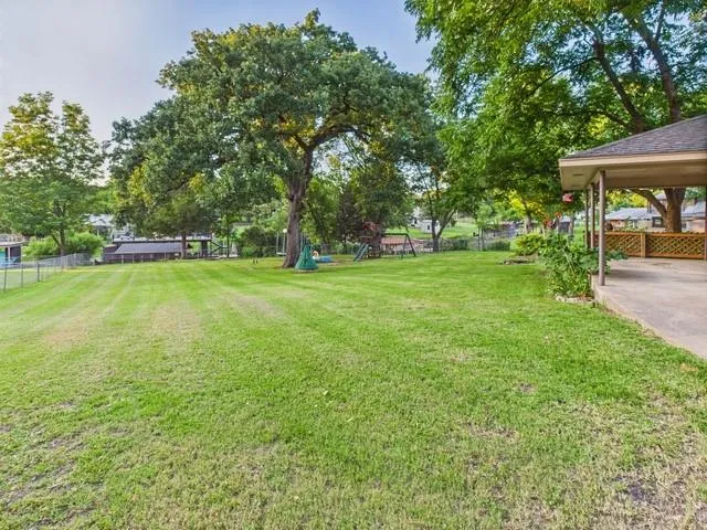 $644,900 | 102 Misty Glen Circle, Gun Barrel City, TX 75156