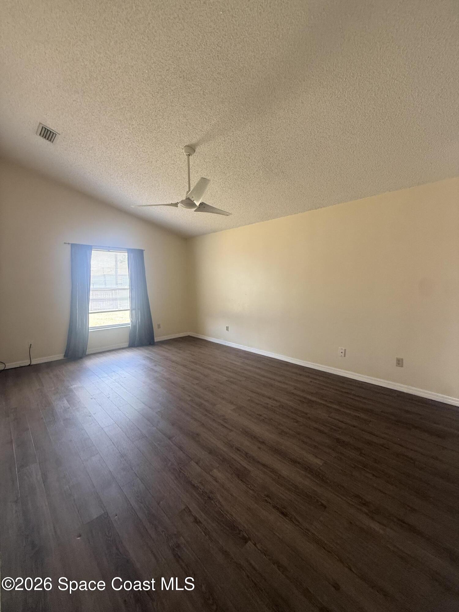 1660 Wake Forest Road Northwest Palm Bay, FL 32907 - Photo 6 of 15 Comfortable Gathering Area