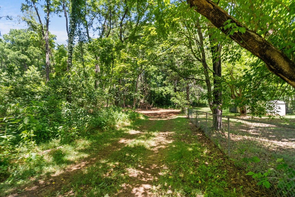 2504 Austinville Road Austinville, VA 24312 - Photo 7 of 20 Gallery Image 7