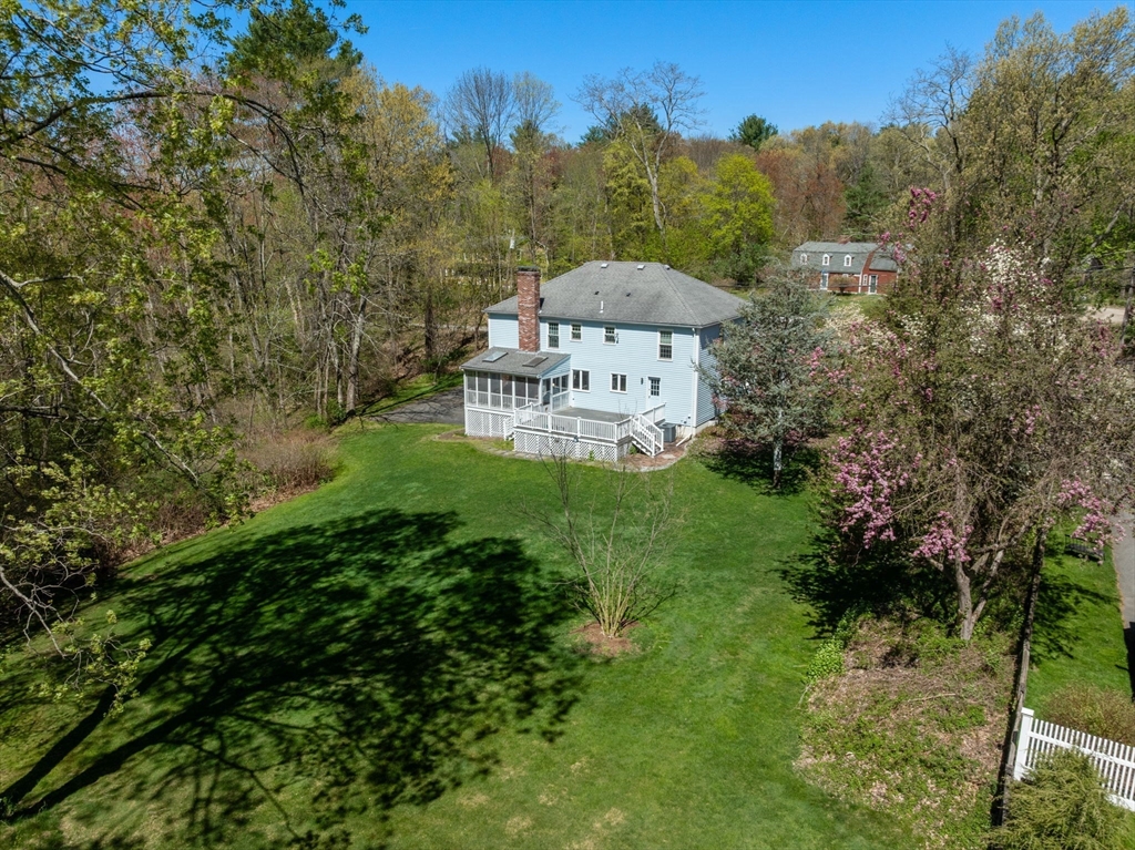 16 Parmenter Road Framingham, MA 01701 - Photo 28 of 34 a view of a garden with a mountain
