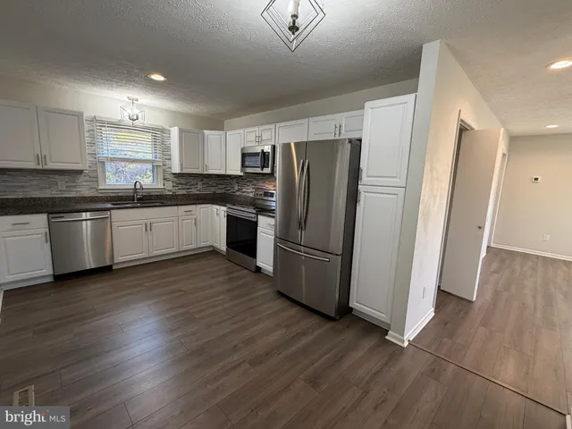 $430,000 | 133 Cardinal Lane, Winchester, VA 22602