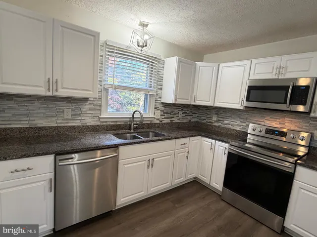 $430,000 | 133 Cardinal Lane, Winchester, VA 22602