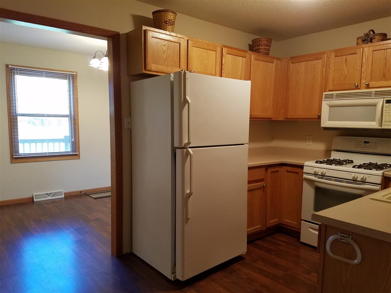 310 Wild Rice Lane Dixon, IL 61021 - Photo 5 of 20 Gallery Image 5