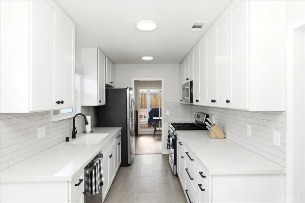 $699,000 | 2909 Pecos Way, Riverside, CA 92506