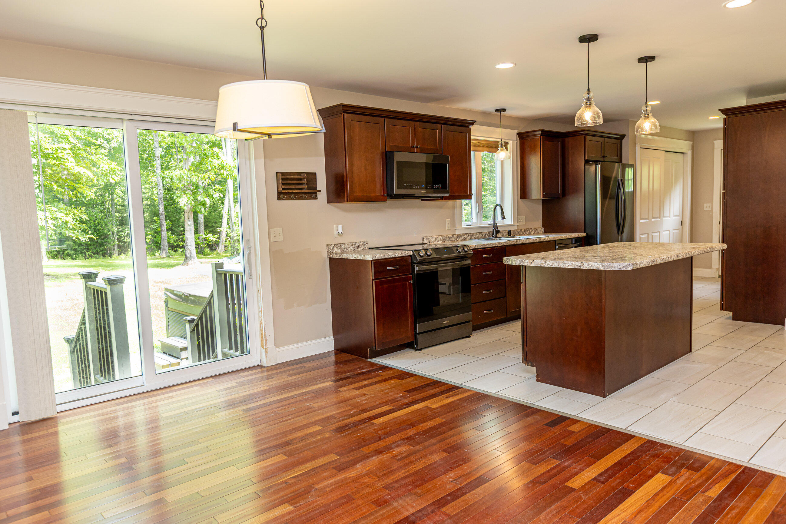 33 Webb Road Windham, ME 04062 - Photo 5 of 70 1st Floor-1149