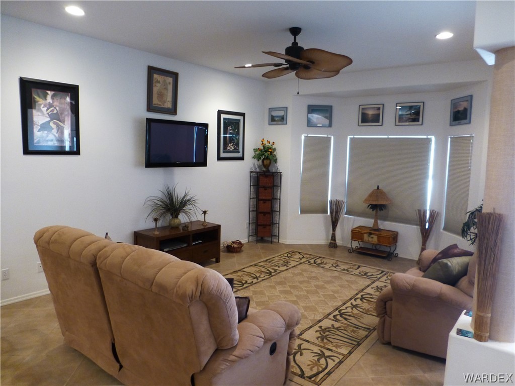 2191 Jamie Road Fort Mohave, AZ 86426 - Photo 2 of 15