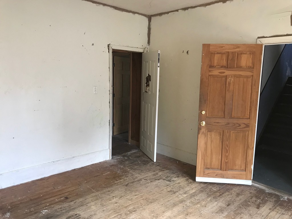 307 Broadway Fall River, MA 02721 - Photo 11 of 29 Gallery Image 11