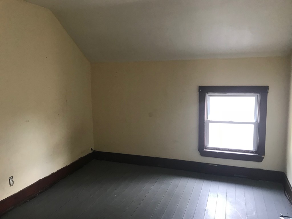 307 Broadway Fall River, MA 02721 - Photo 26 of 29 Gallery Image 26