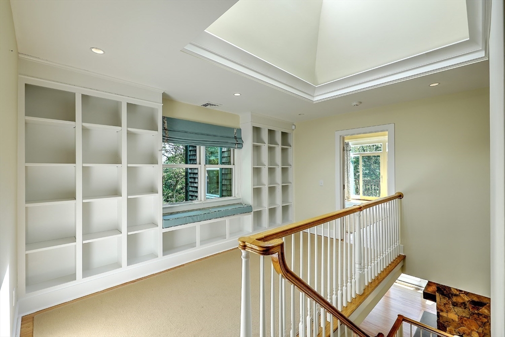 136 Cadmans Neck Road Westport, MA 02790 - Photo 17 of 41