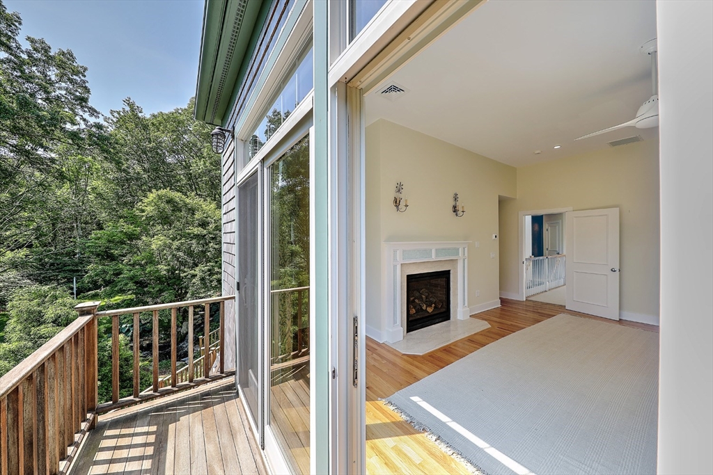 136 Cadmans Neck Road Westport, MA 02790 - Photo 19 of 41