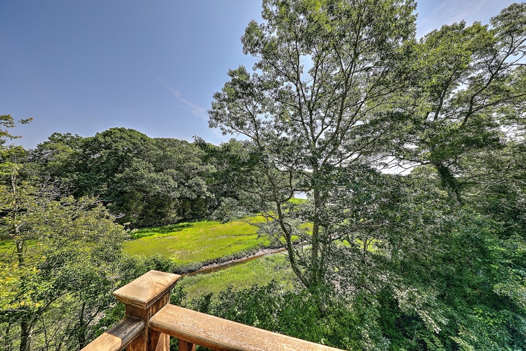 136 Cadmans Neck Road Westport, MA 02790 - Photo 20 of 41