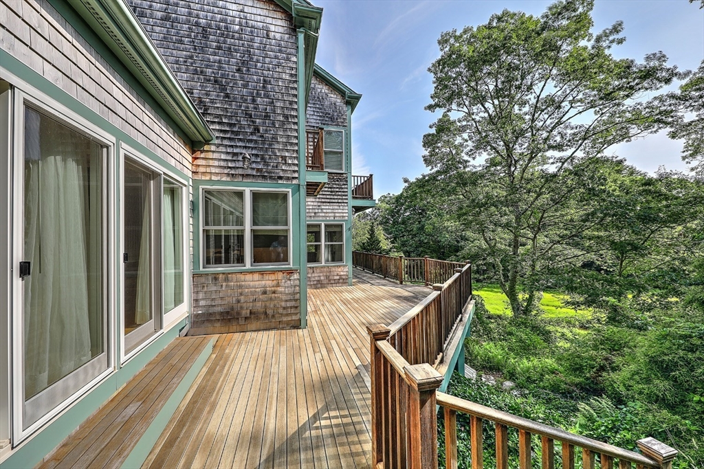 136 Cadmans Neck Road Westport, MA 02790 - Photo 31 of 41