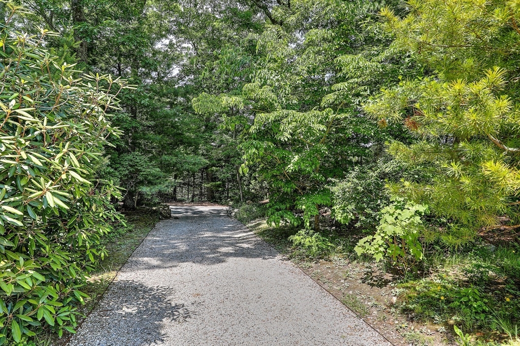 136 Cadmans Neck Road Westport, MA 02790 - Photo 36 of 41