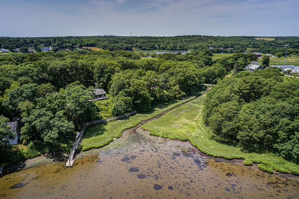 136 Cadmans Neck Road Westport, MA 02790 - Photo 38 of 41