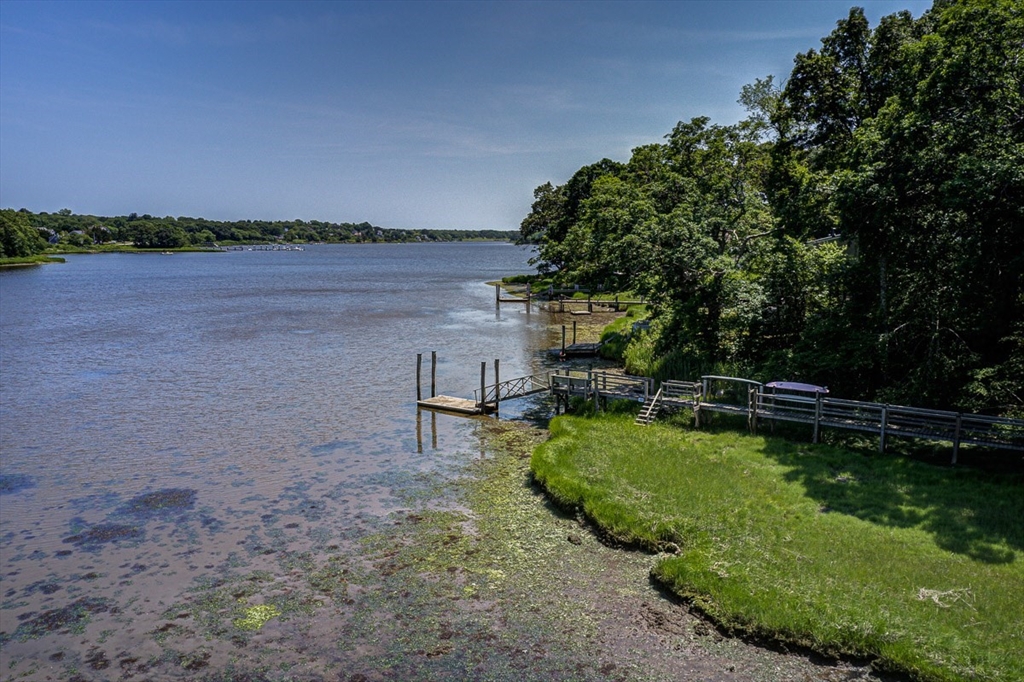 136 Cadmans Neck Road Westport, MA 02790 - Photo 39 of 41