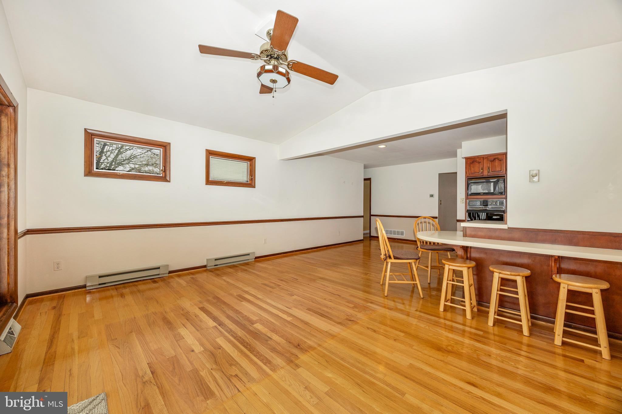 11511 Crickenberger Road New Market, MD 21774 - Photo 12 of 42 Morning Room