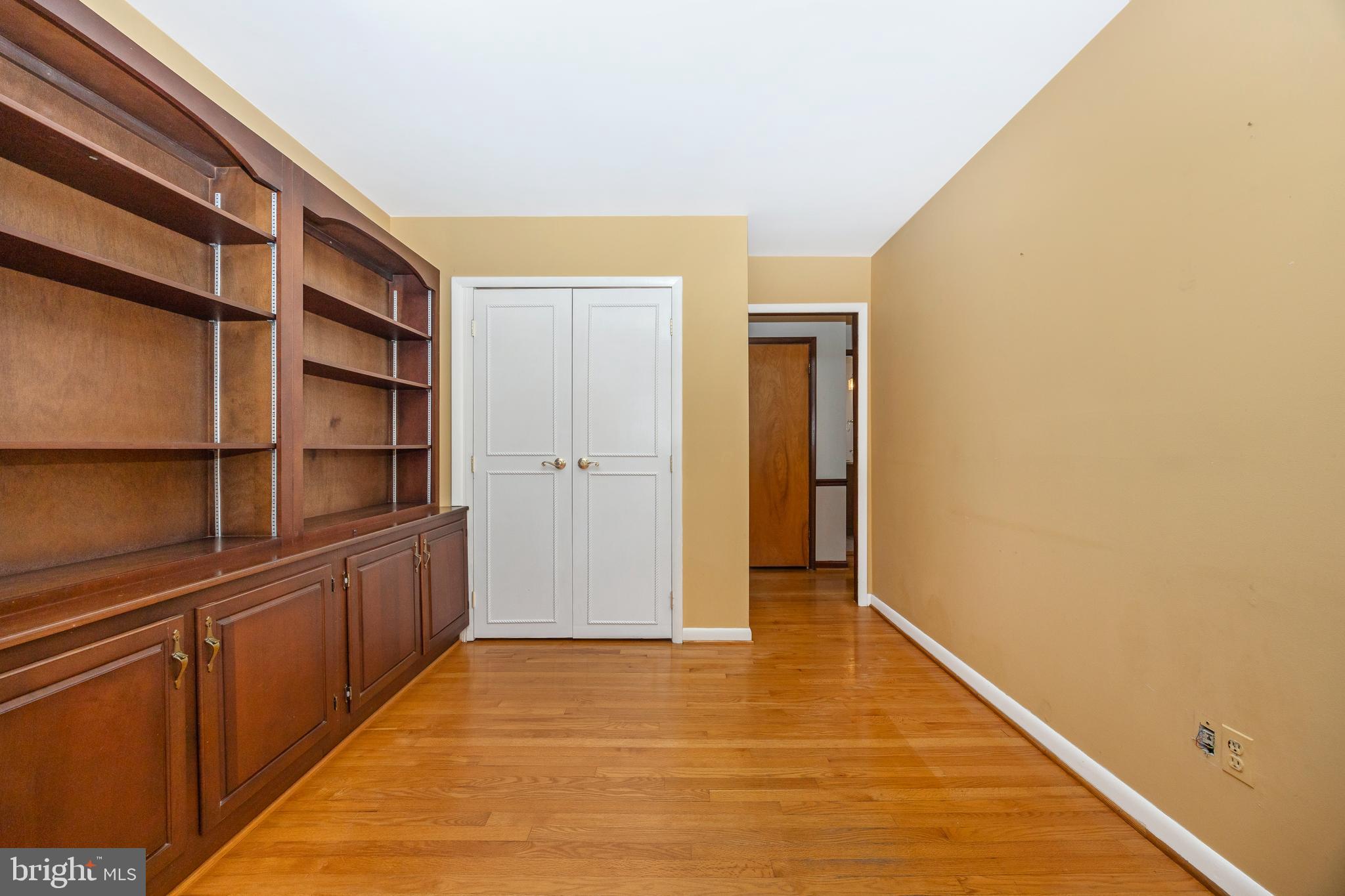 11511 Crickenberger Road New Market, MD 21774 - Photo 13 of 42 First Main Level Bedroom