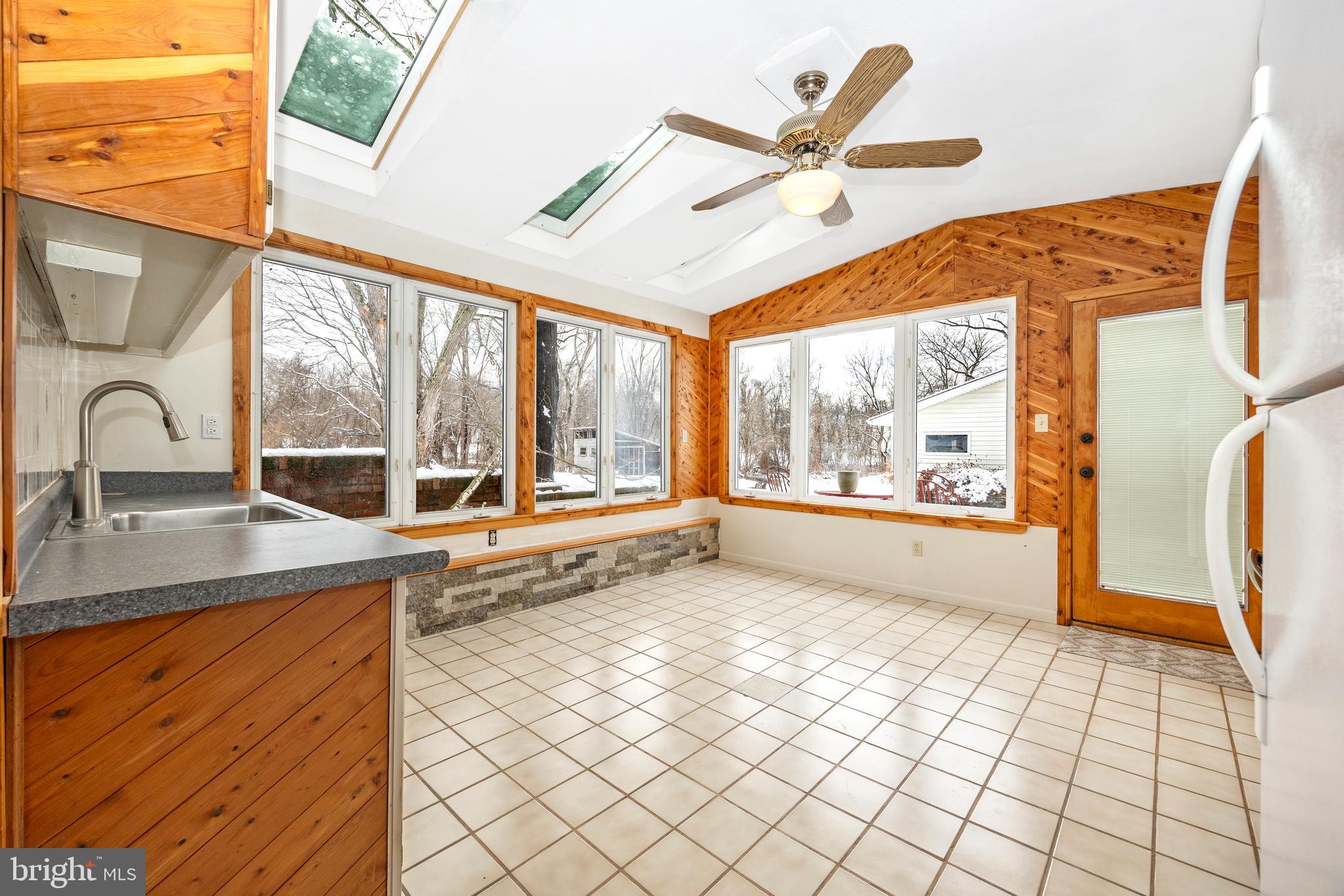 11511 Crickenberger Road New Market, MD 21774 - Photo 25 of 42 Lower Level Sunroom