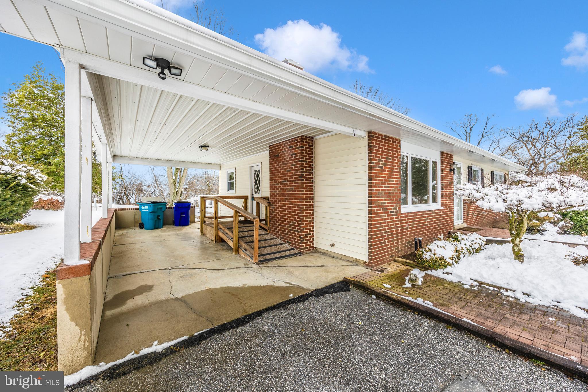 11511 Crickenberger Road New Market, MD 21774 - Photo 39 of 42 Front View - Covered Carport