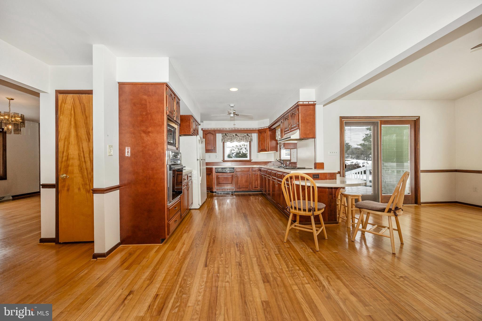 11511 Crickenberger Road New Market, MD 21774 - Photo 6 of 42 Kitchen