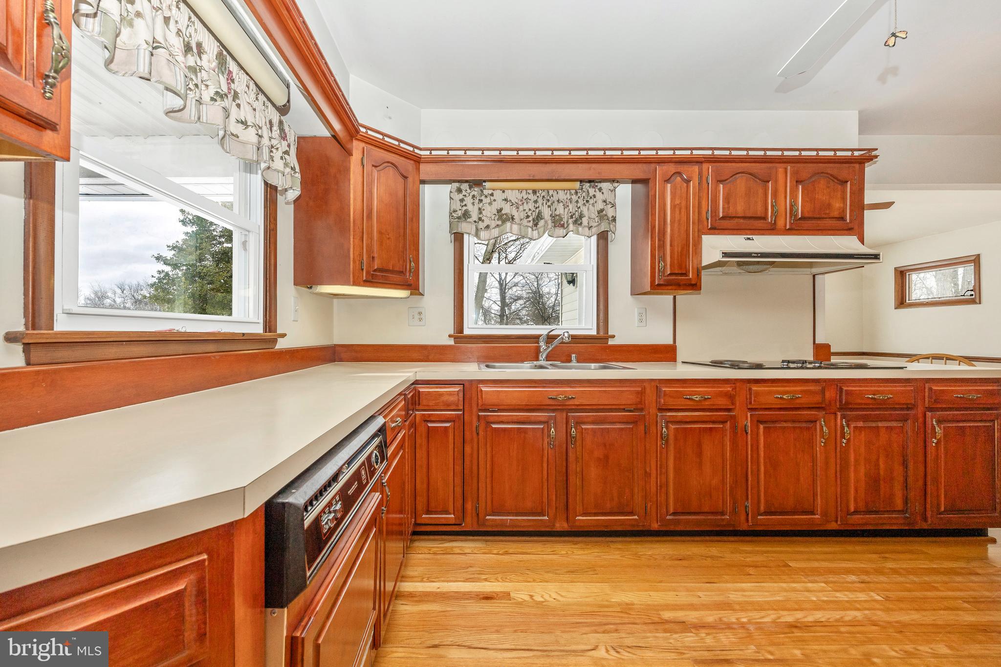 11511 Crickenberger Road New Market, MD 21774 - Photo 8 of 42 Kitchen