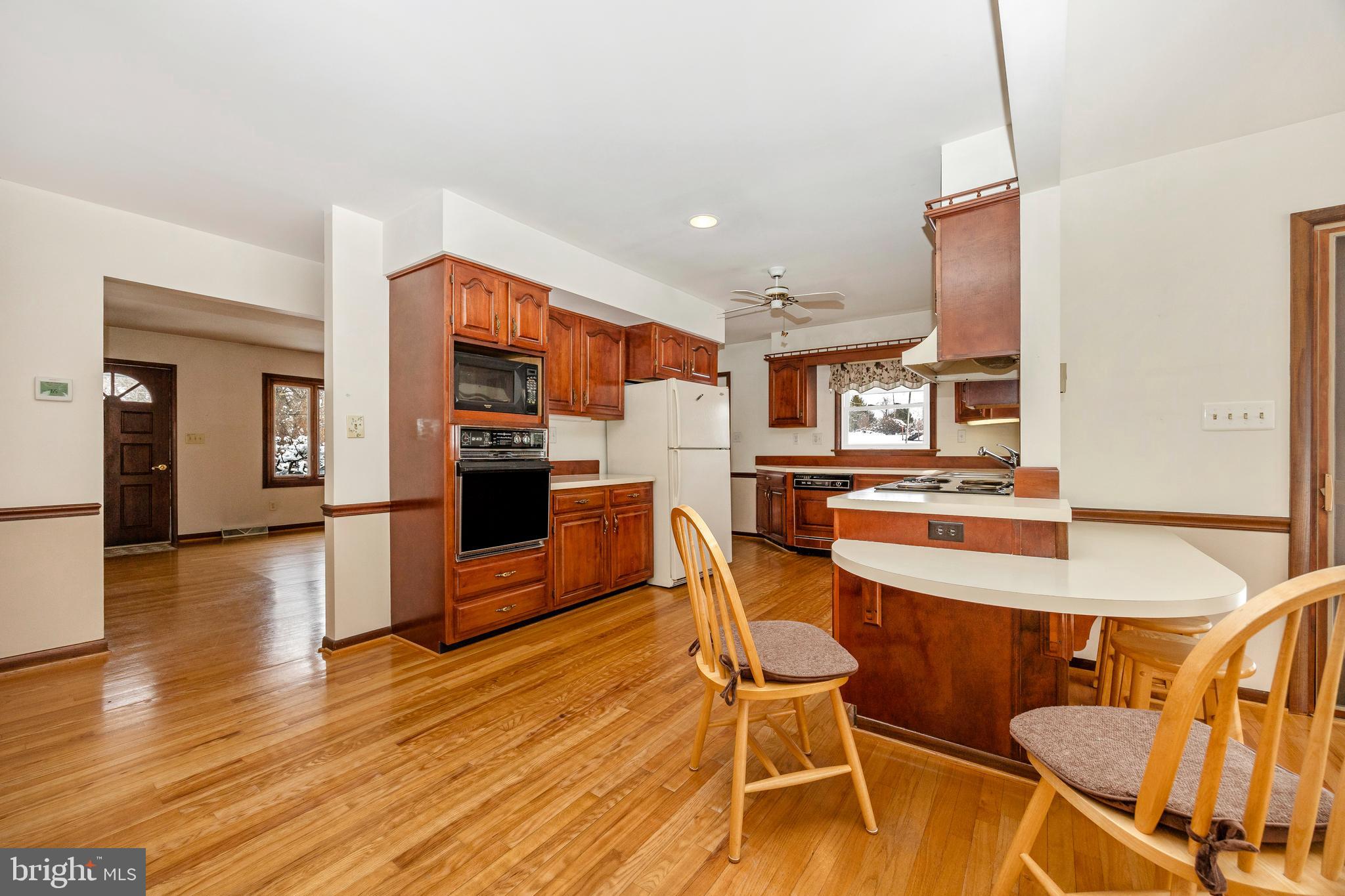 11511 Crickenberger Road New Market, MD 21774 - Photo 9 of 42 Kitchen