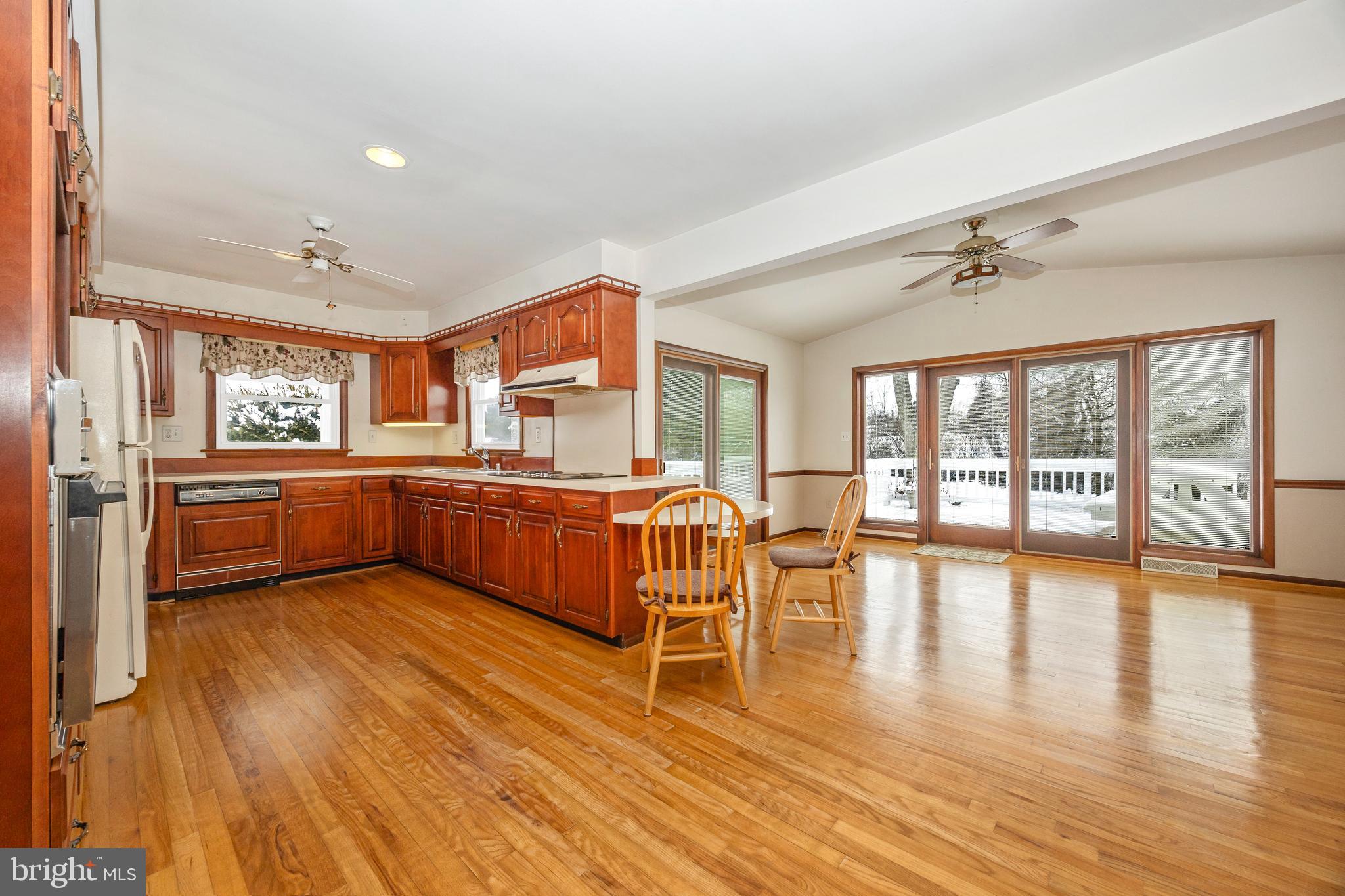 11511 Crickenberger Road New Market, MD 21774 - Photo 10 of 42 Kitchen
