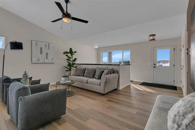 $679,000 | 8038 Lost Lake Road, Unit 220 230 130, Lake Shore, MN 56468