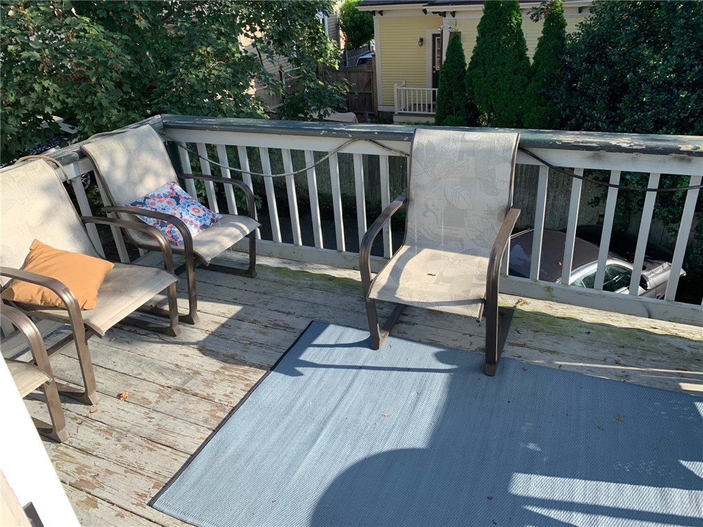 21 Pope Street, Unit 2 Newport, RI 02840 - Photo 5 of 20