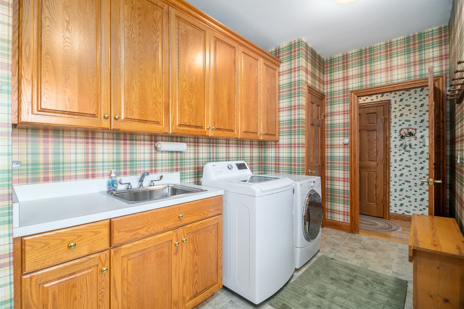42W545 McDonald Road Elgin, IL 60124 - Photo 29 of 45 a view of a kitchen with fridge and sink